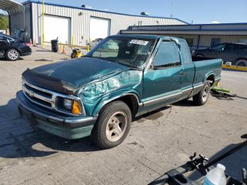  Salvage Chevrolet S-10