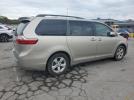 Toyota Sienna Le Image 8