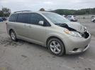 Toyota Sienna Le Image 9