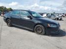 Volkswagen Passat S Image 12