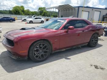  Salvage Dodge Challenger