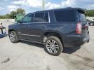 GMC Yukon Denali Image 5