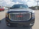 GMC Yukon Denali Image 12