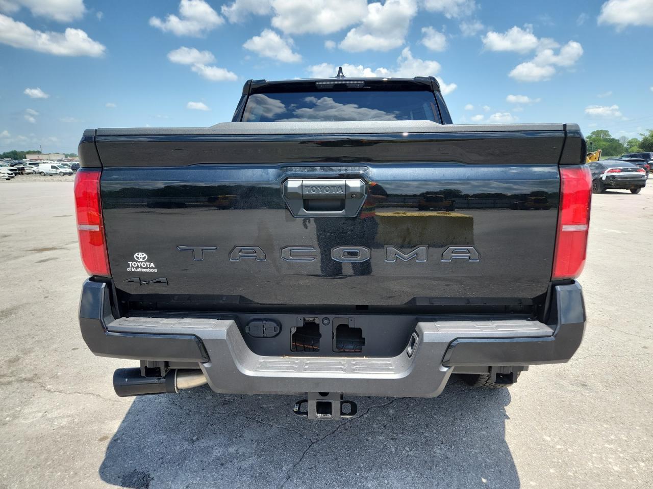 Toyota Tacoma Double Cab Image 6