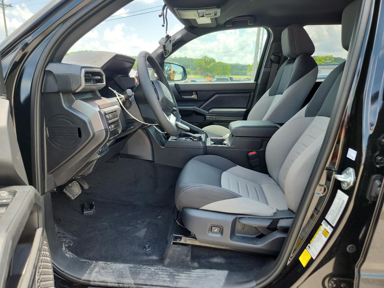 Toyota Tacoma Double Cab Image 5