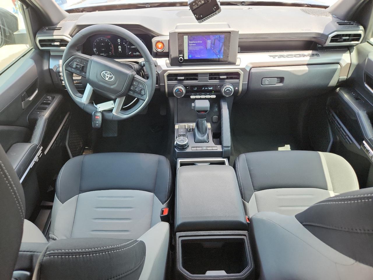 Toyota Tacoma Double Cab Image 11