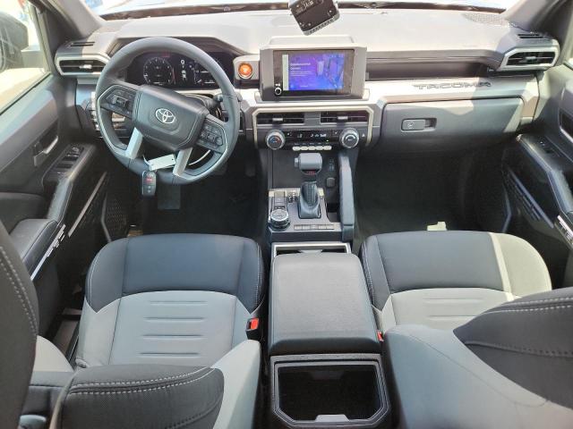 Toyota Tacoma Double Cab Image 11