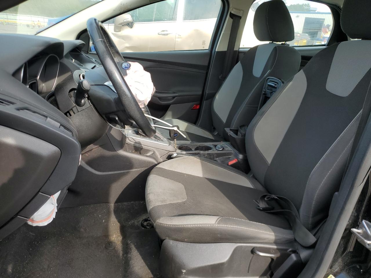 Ford Focus Se Image 5