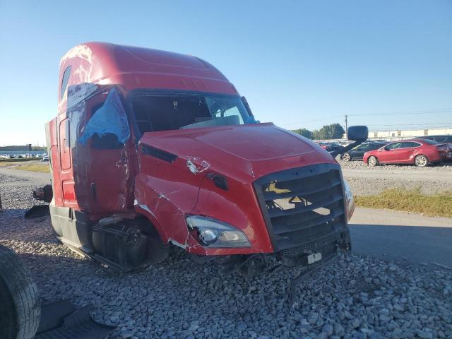  Salvage Freightliner Cascadia 1