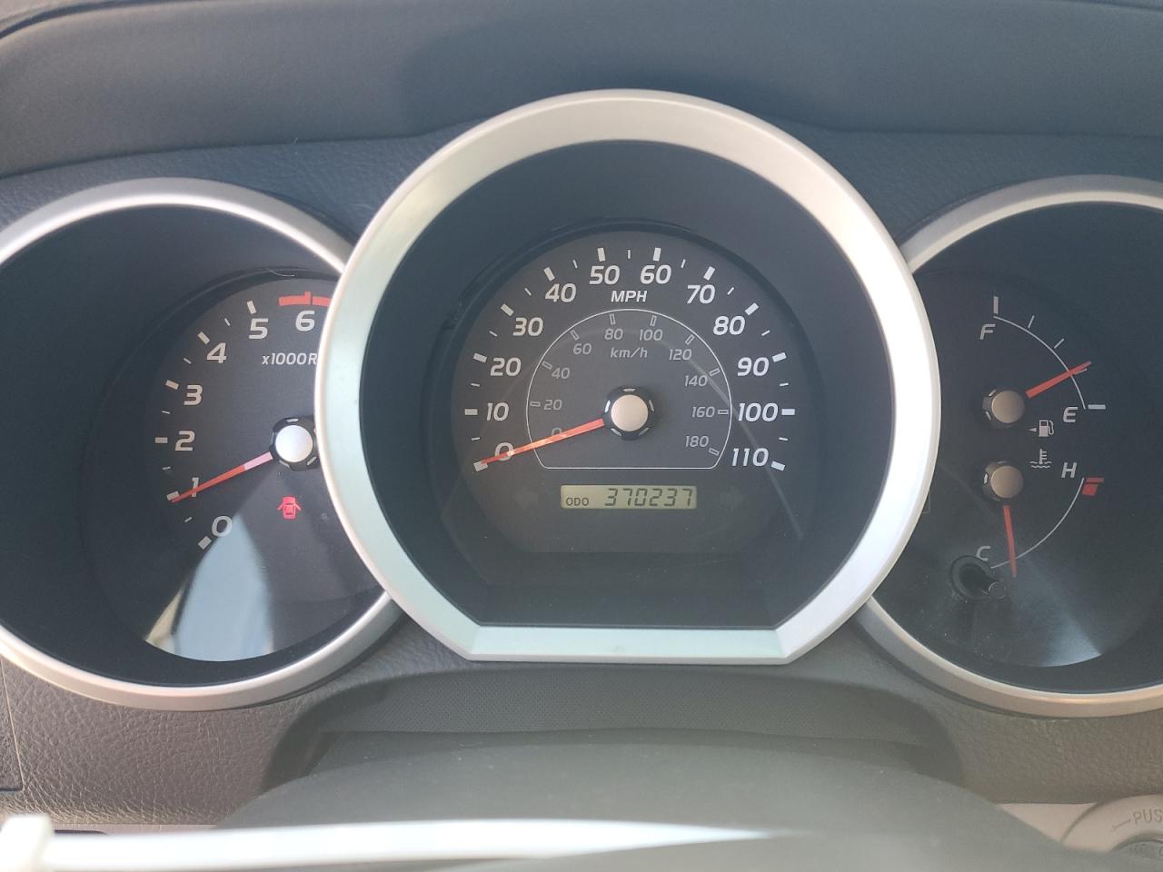 Toyota 4Runner Sr5 Image 8