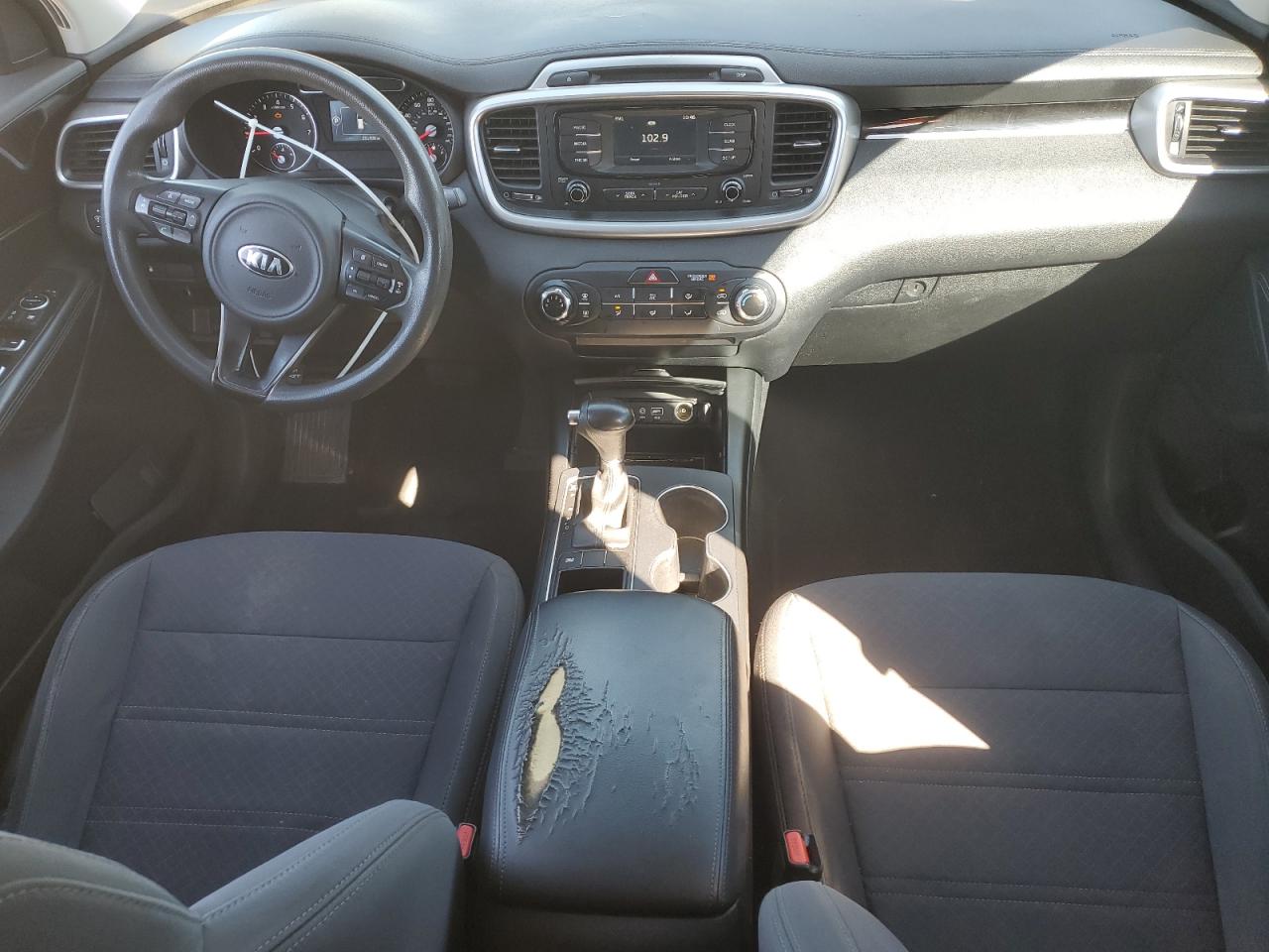 Kia Sorento Lx Image 13