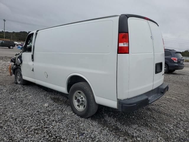 GMC Savana G2500 Image 10