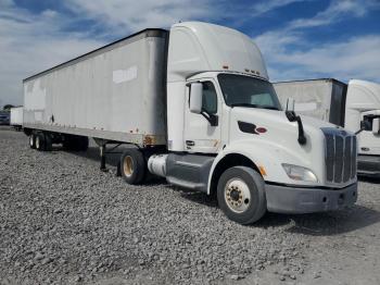  Salvage Peterbilt Tractor 579