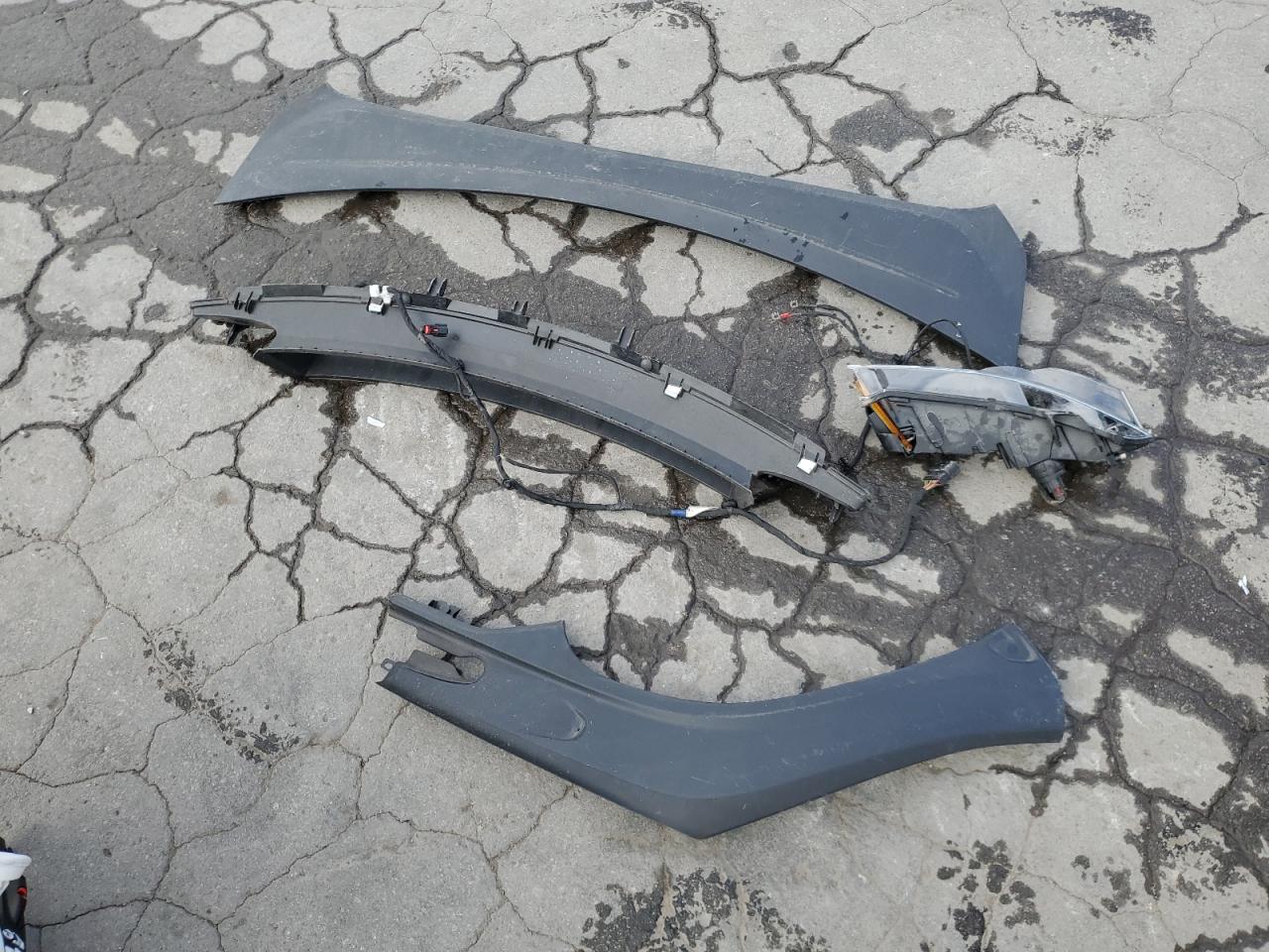 Tesla Model X Image 11