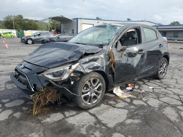  Salvage Toyota Yaris