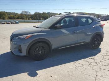  Salvage Nissan Kicks