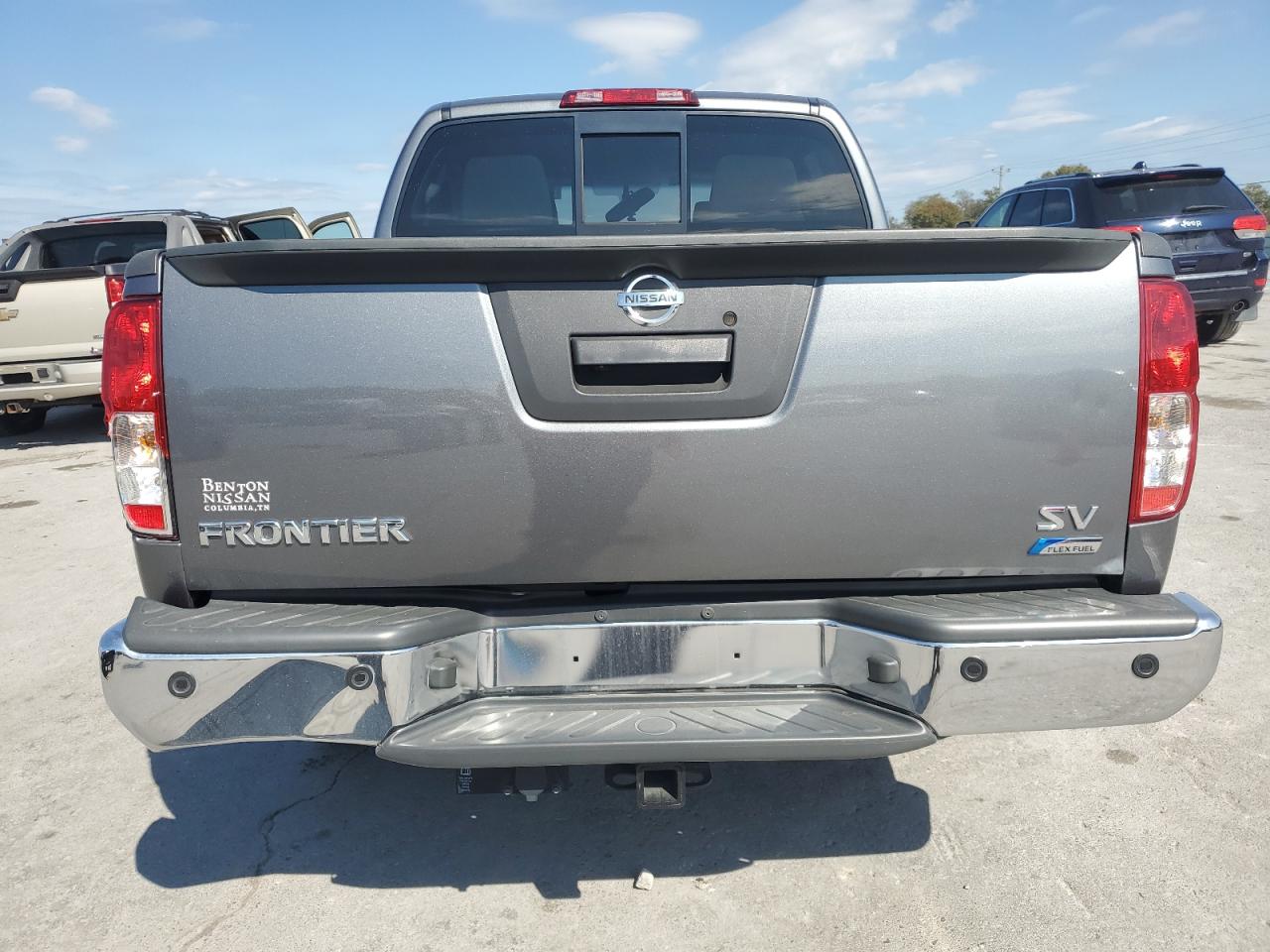 Nissan Frontier S Image 2