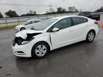  Salvage Kia Forte