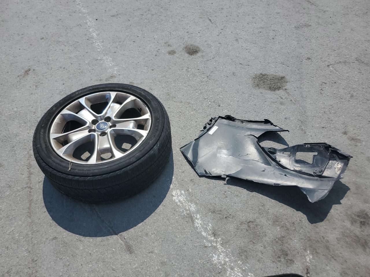 Ford Escape Se Image 11