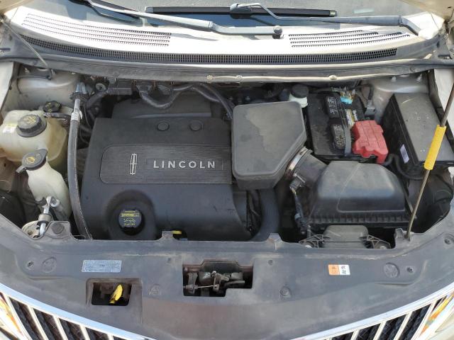 Lincoln MKX Image 12