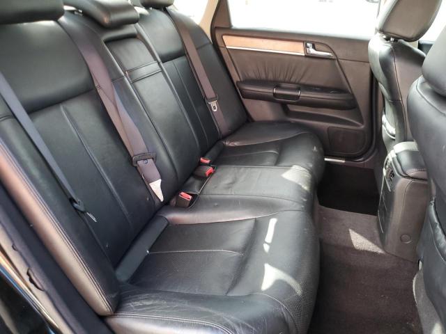 INFINITI M35 Base Image 10