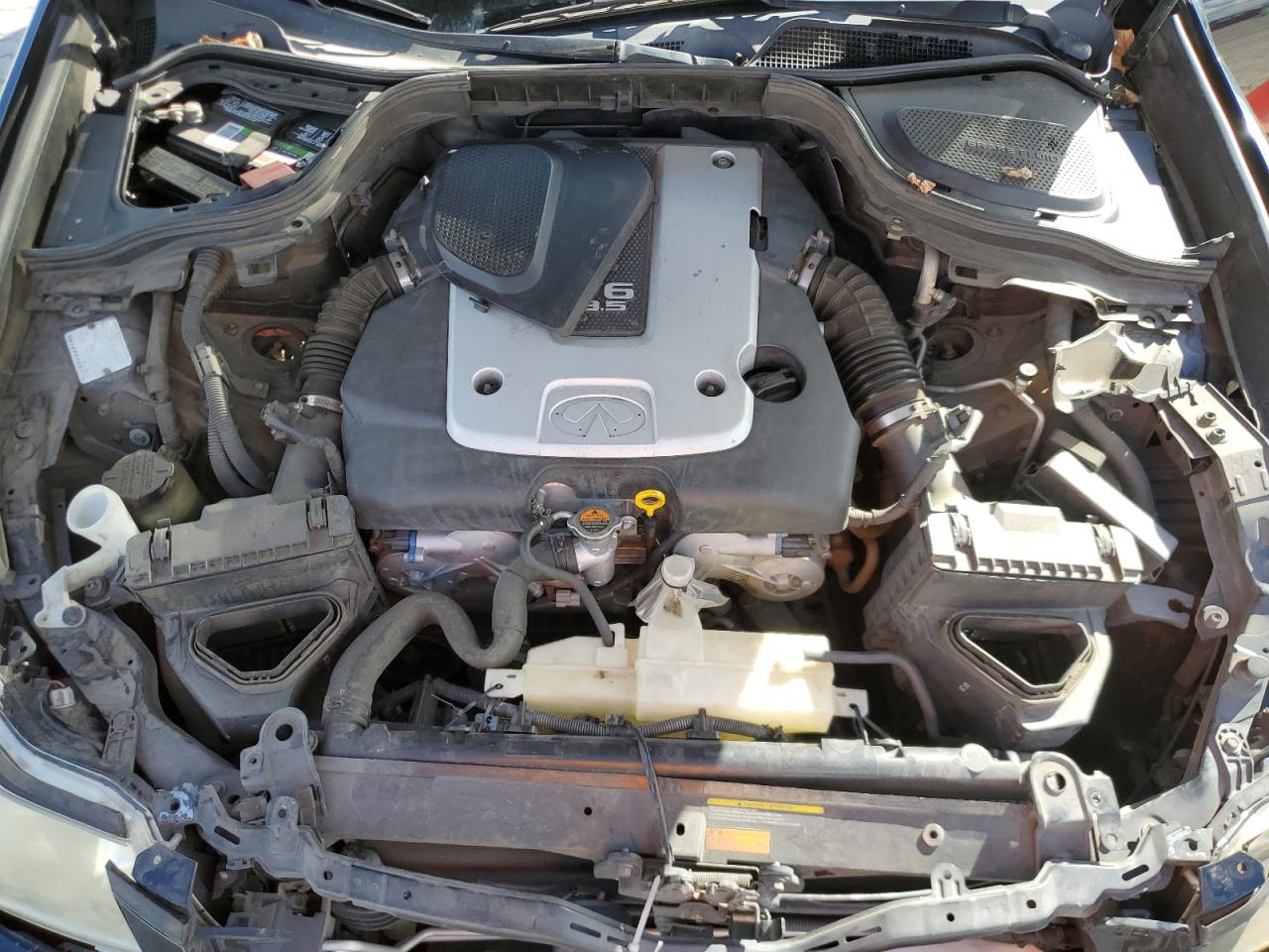 INFINITI M35 Base Image 7