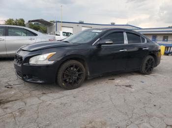  Salvage Nissan Maxima