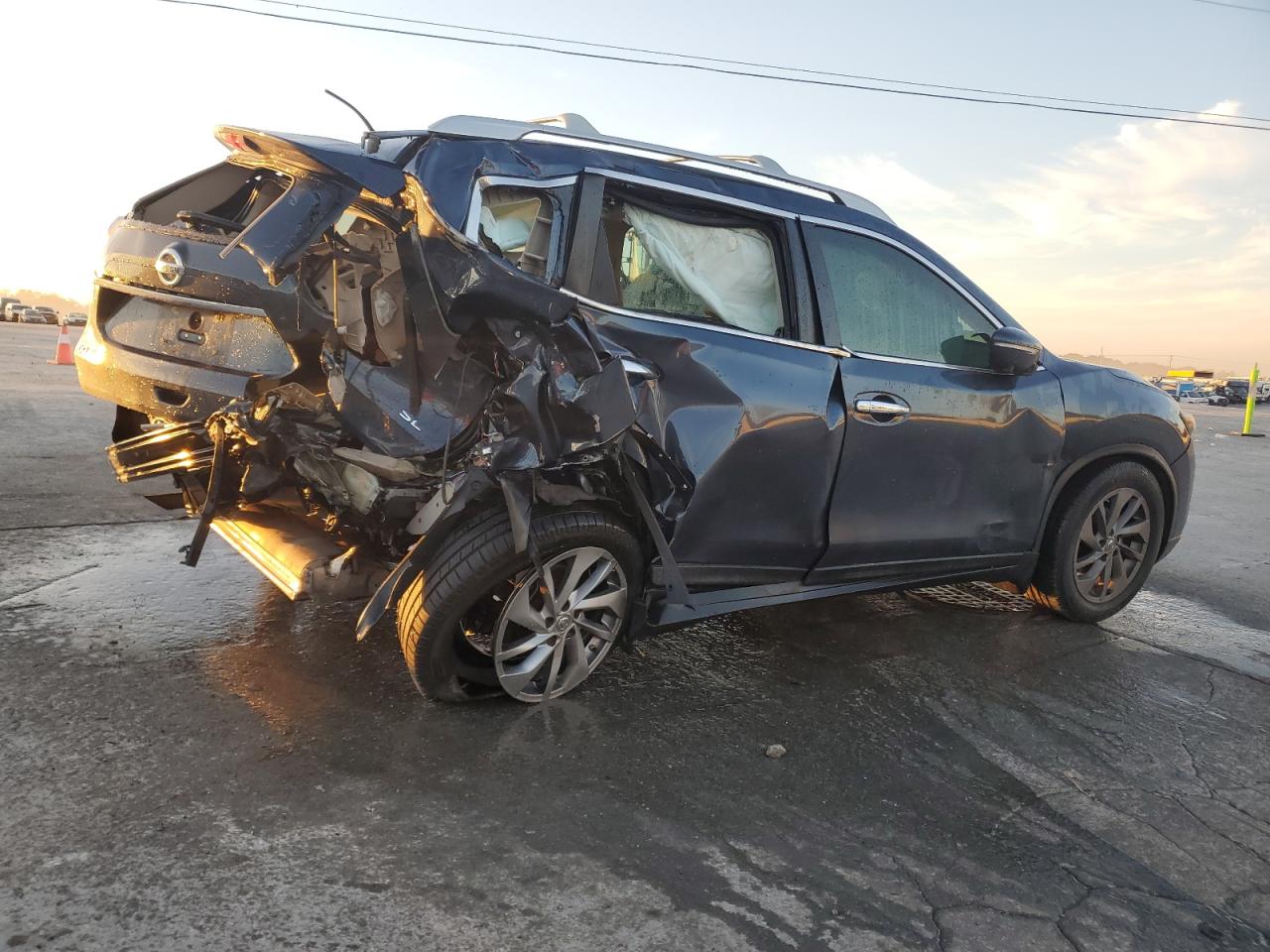 Nissan Rogue S Image 8