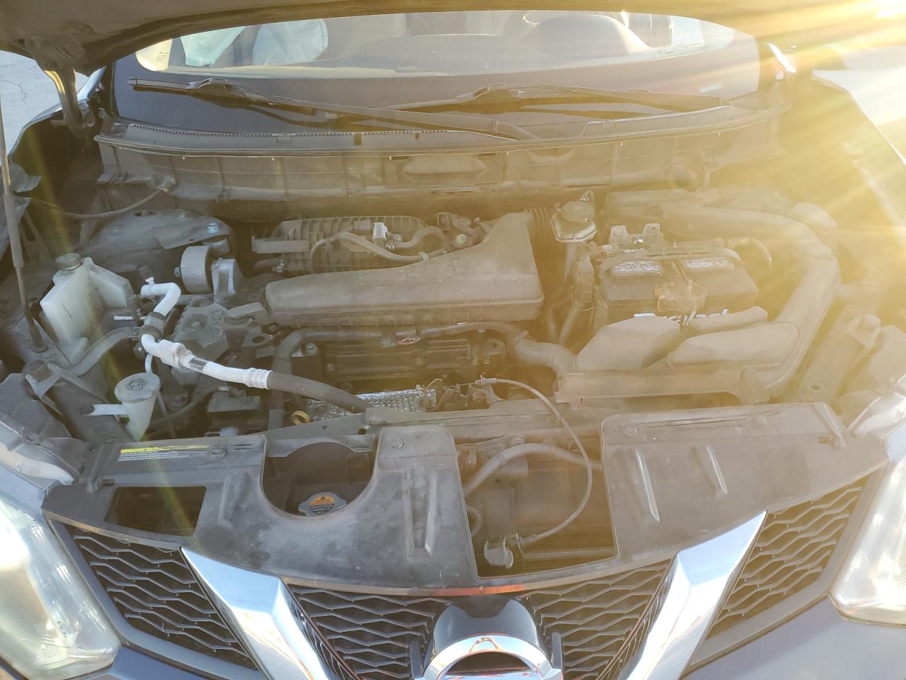 Nissan Rogue S Image 5