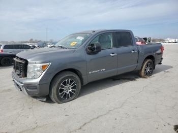  Salvage Nissan Titan