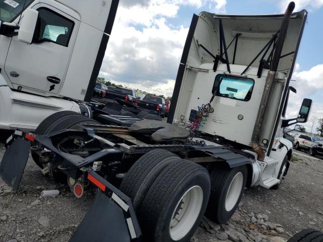 Peterbilt Tractor 579 Image 7