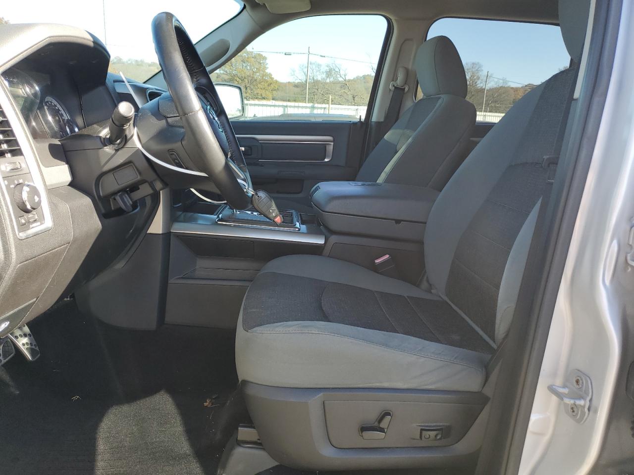 Ram 1500 Slt Image 10