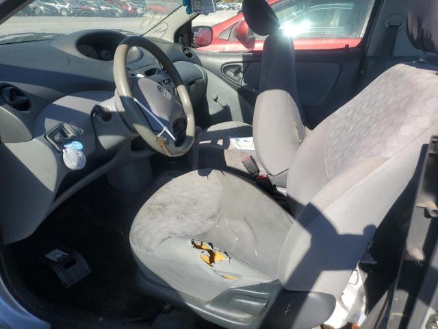 Toyota ECHO Image 10