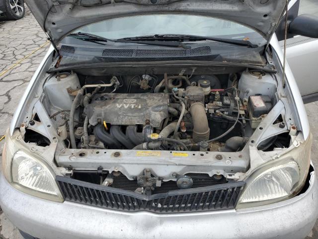 Toyota ECHO Image 12