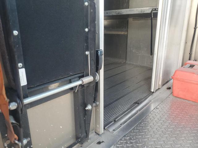 Freightliner Chassis M M Line Walk-in Van Image 2