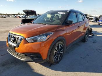  Salvage Nissan Kicks