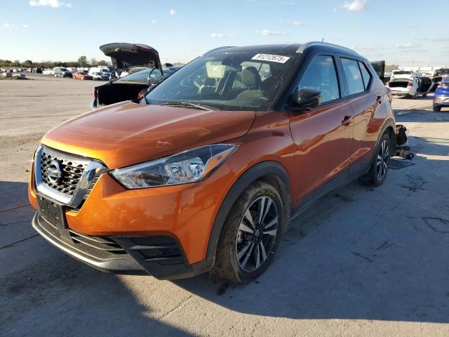  Salvage Nissan Kicks