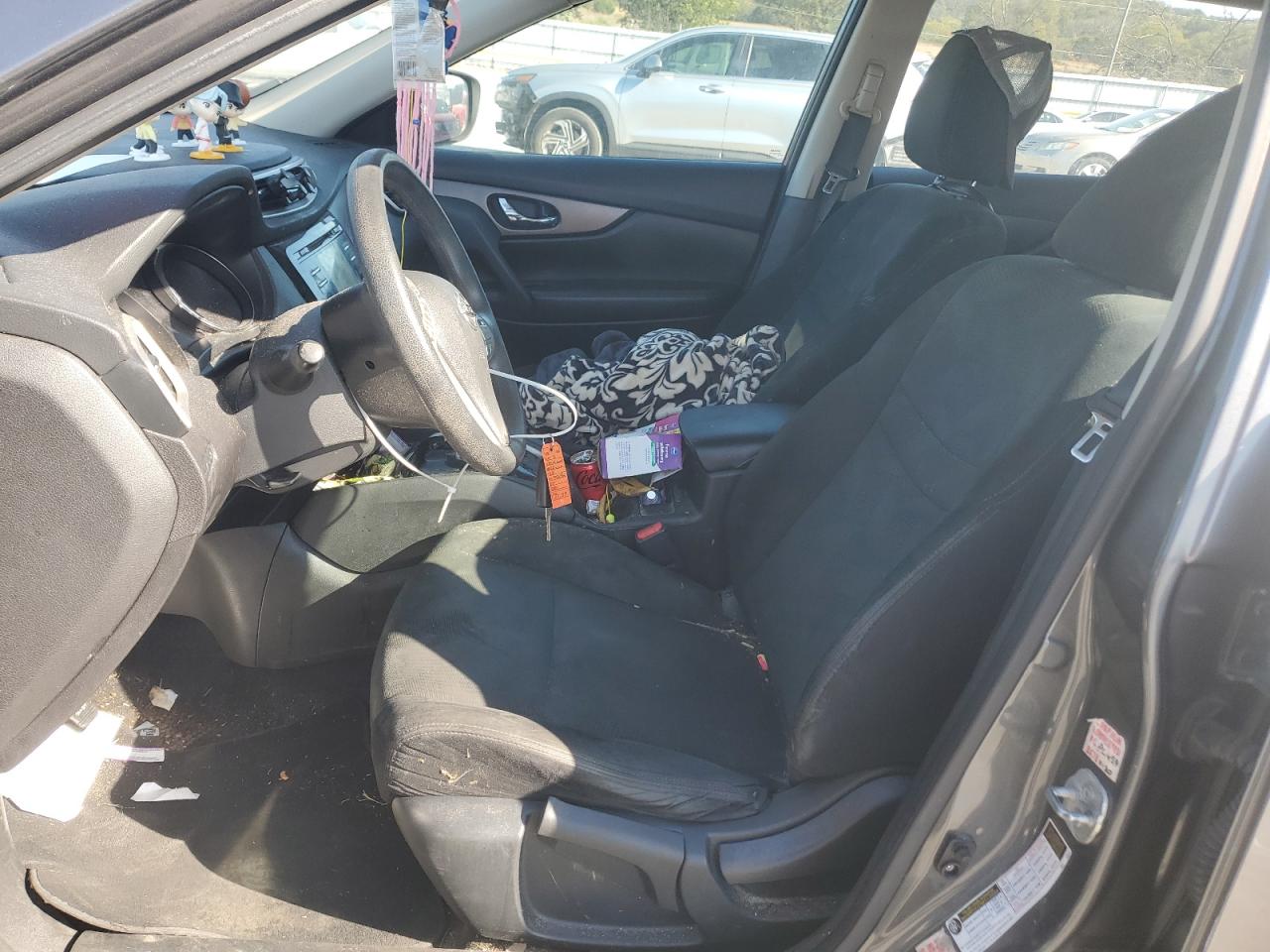 Nissan Rogue S Image 7