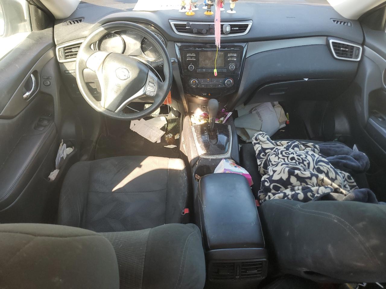 Nissan Rogue S Image 11