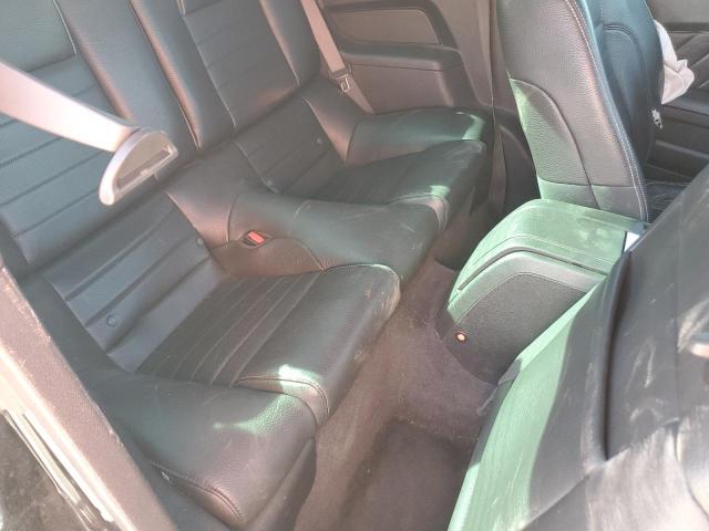 Ford Mustang Image 8