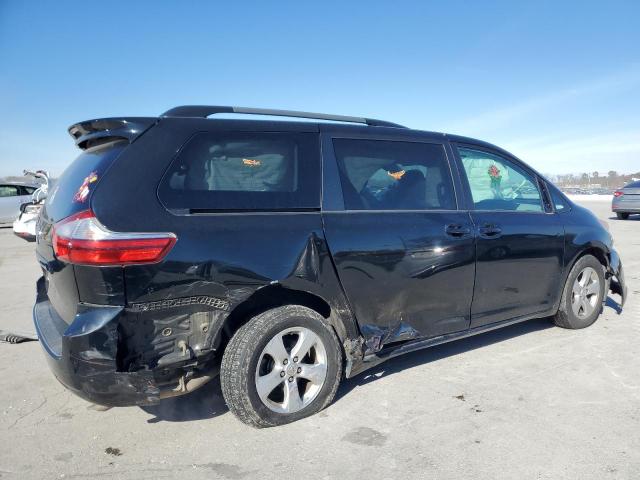 Toyota Sienna Le Image 3