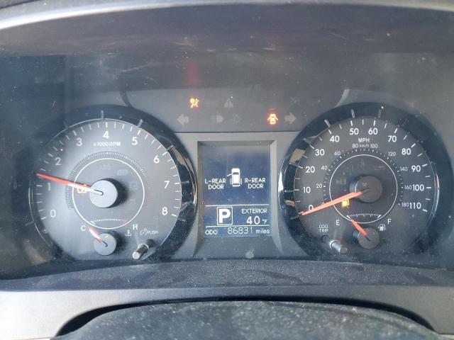 Toyota Sienna Le Image 11