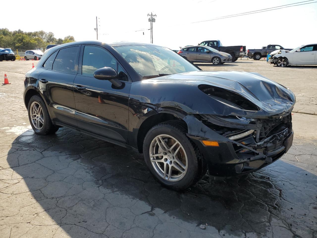 Porsche Macan Image 6