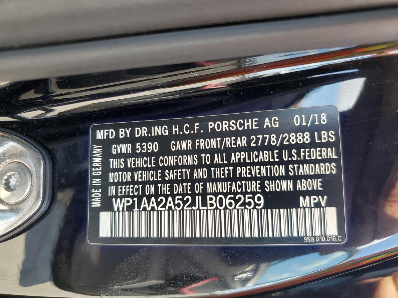 Porsche Macan Image 12