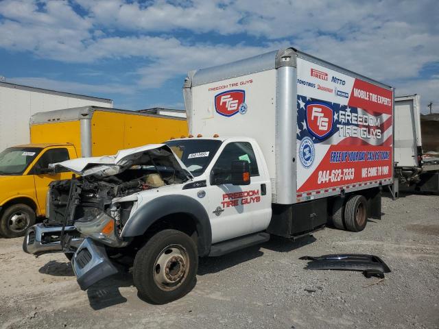 Ford F-550 Super Duty Image 3