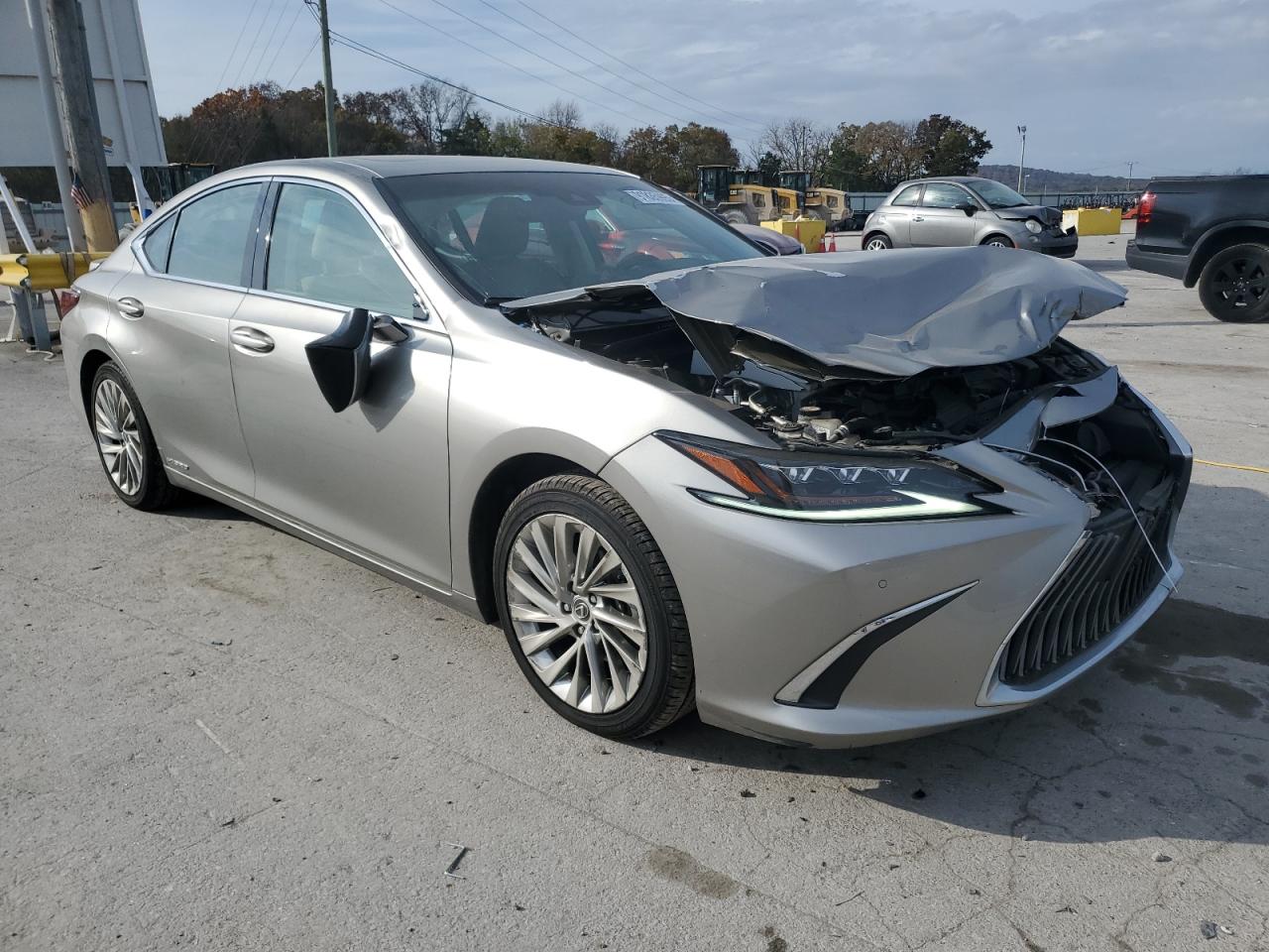 Lexus Es 300h Ultra Luxury Image 2