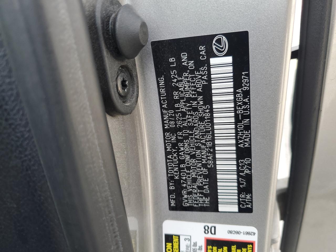 Lexus Es 300h Ultra Luxury Image 12