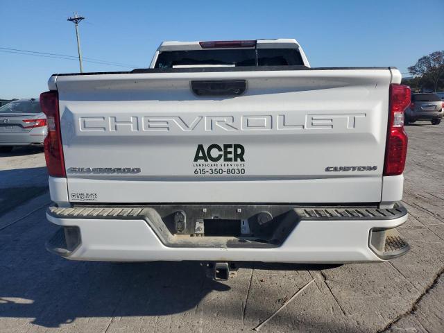 Chevrolet Silverado C1500 Custom Image 2