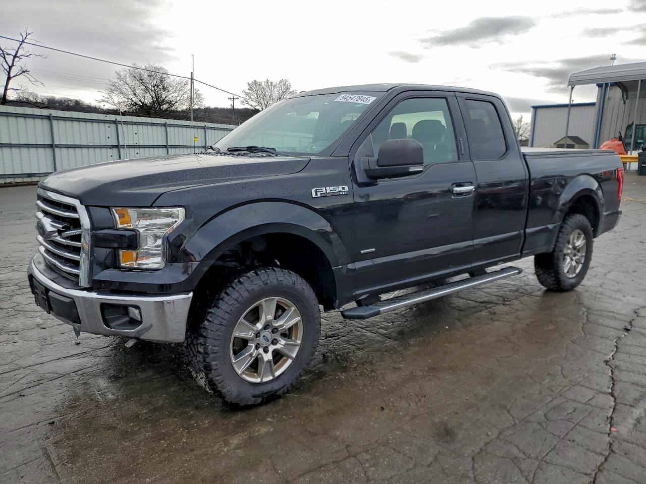 Ford F-150 Super Cab Image 1