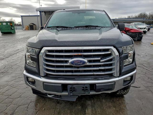 Ford F-150 Super Cab Image 11